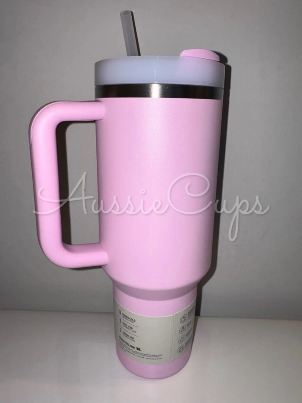 Stanley Cherry Blossom 40 oz Light Pink Quencher H2.0 Tumbler with Handle - Picture 4 of 10